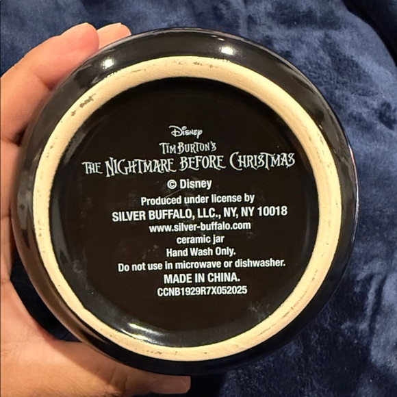 The nightmare before Christmas treat jar - Picture 3 of 4